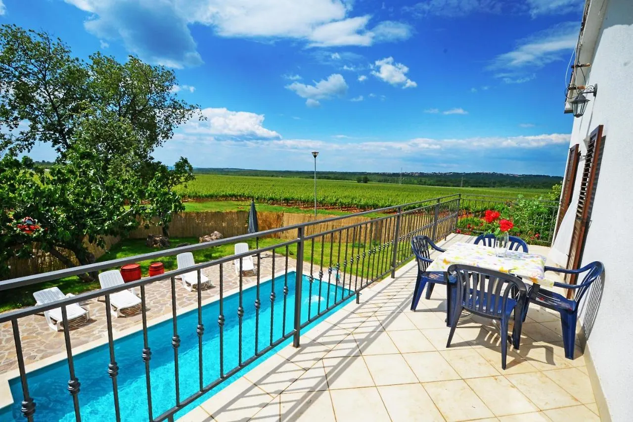 Family Friendly House With A Swimming Pool Basarinka, Porec - 14663